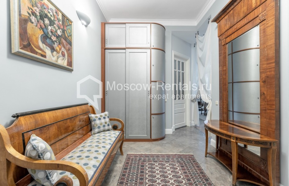 Photo #19 4-room (3 BR) apartment for <a href="http://moscow-rentals.ru/en/articles/long-term-rent" target="_blank">a long-term</a> rent
 in Russia, Moscow, Chaplygina str, 1AС1