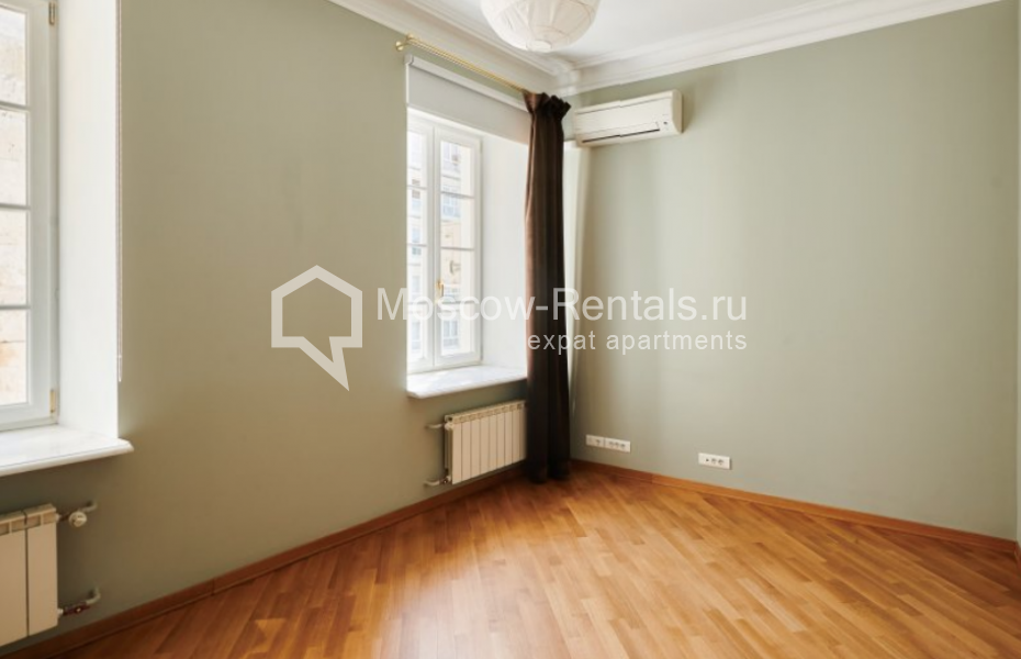Photo #9 4-room (3 BR) apartment for <a href="http://moscow-rentals.ru/en/articles/long-term-rent" target="_blank">a long-term</a> rent
 in Russia, Moscow, Chaplygina str, 10