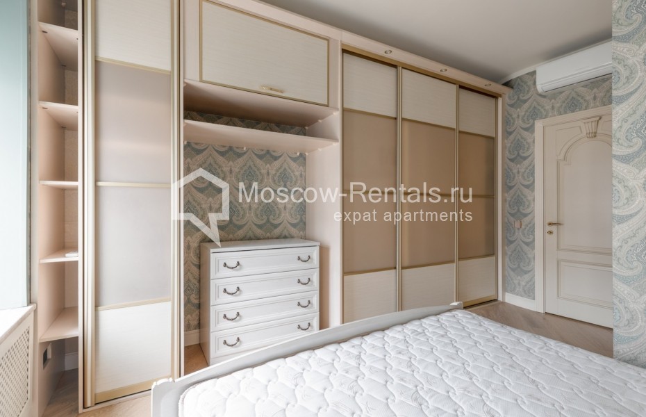 Photo #10 4-room (3 BR) apartment for <a href="http://moscow-rentals.ru/en/articles/long-term-rent" target="_blank">a long-term</a> rent
 in Russia, Moscow, B. Palashevsky lane, 1/14c5