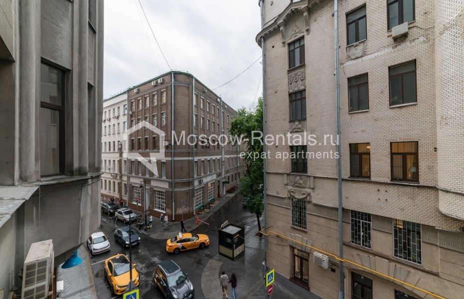 Photo #23 4-room (3 BR) apartment for <a href="http://moscow-rentals.ru/en/articles/long-term-rent" target="_blank">a long-term</a> rent
 in Russia, Moscow, Krivokolennyi lane, 14С1