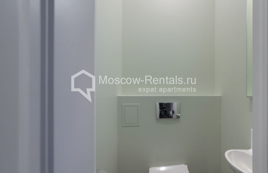 Photo #10 4-room (3 BR) apartment for <a href="http://moscow-rentals.ru/en/articles/long-term-rent" target="_blank">a long-term</a> rent
 in Russia, Moscow, Ostozhenka str, 5