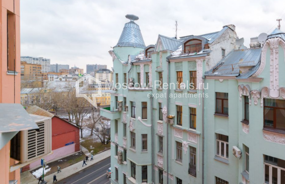 Photo #11 4-room (3 BR) apartment for <a href="http://moscow-rentals.ru/en/articles/long-term-rent" target="_blank">a long-term</a> rent
 in Russia, Moscow, Ostozhenka str, 5