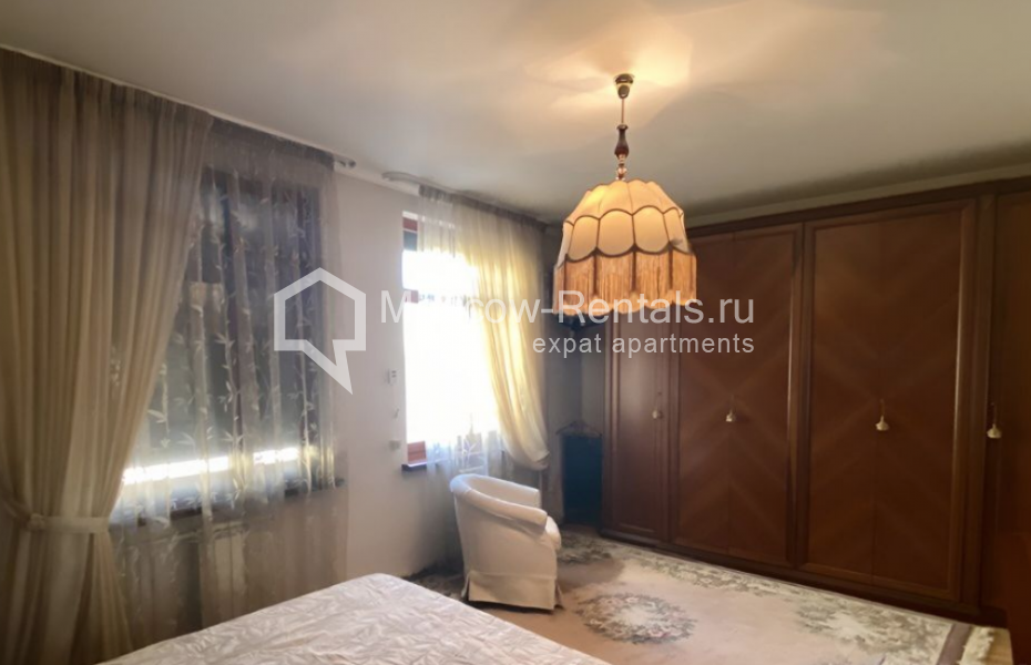 Photo #8 3-room (2 BR) apartment for <a href="http://moscow-rentals.ru/en/articles/long-term-rent" target="_blank">a long-term</a> rent
 in Russia, Moscow, Valovaya str, 20