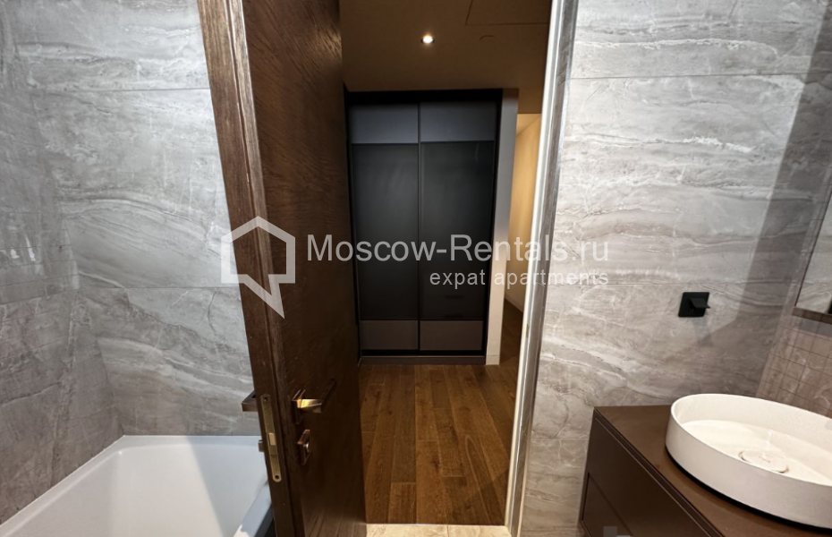 Photo #17 3-room (2 BR) apartment for <a href="http://moscow-rentals.ru/en/articles/long-term-rent" target="_blank">a long-term</a> rent
 in Russia, Moscow, Bumazhnyi proezd, 4