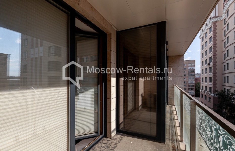 Photo #23 3-room (2 BR) apartment for <a href="http://moscow-rentals.ru/en/articles/long-term-rent" target="_blank">a long-term</a> rent
 in Russia, Moscow, 1st Smolenskyi lane, 21