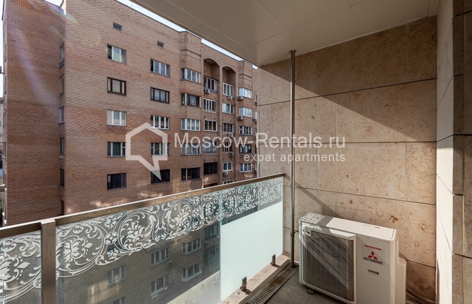 Photo #24 3-room (2 BR) apartment for <a href="http://moscow-rentals.ru/en/articles/long-term-rent" target="_blank">a long-term</a> rent
 in Russia, Moscow, 1st Smolenskyi lane, 21