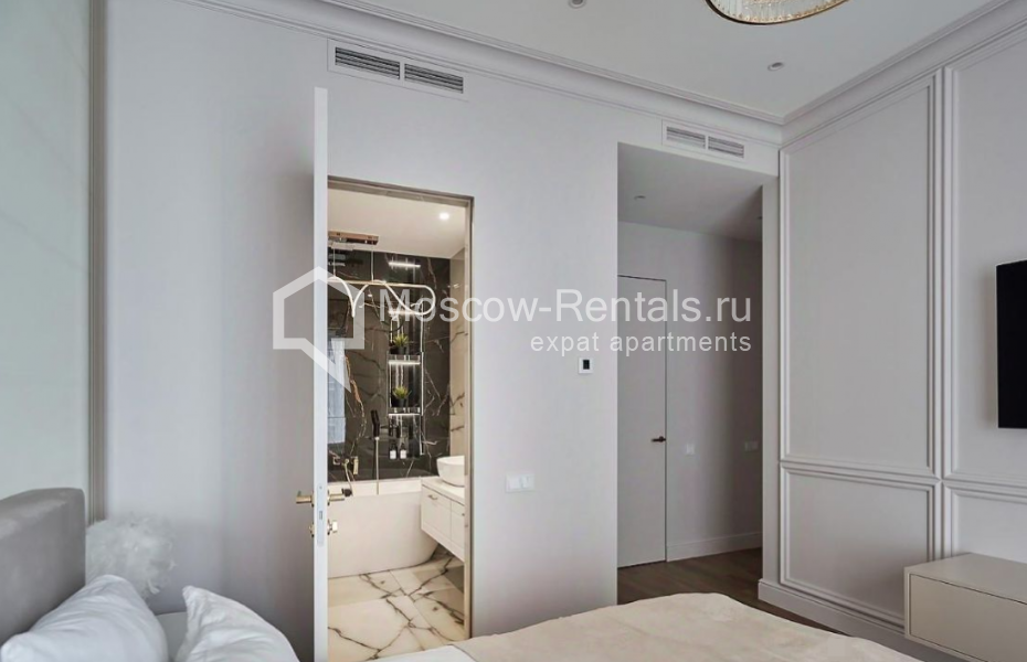 Photo #11 4-room (3 BR) apartment for <a href="http://moscow-rentals.ru/en/articles/long-term-rent" target="_blank">a long-term</a> rent
 in Russia, Moscow, Leningradskyi prosp, 37/6