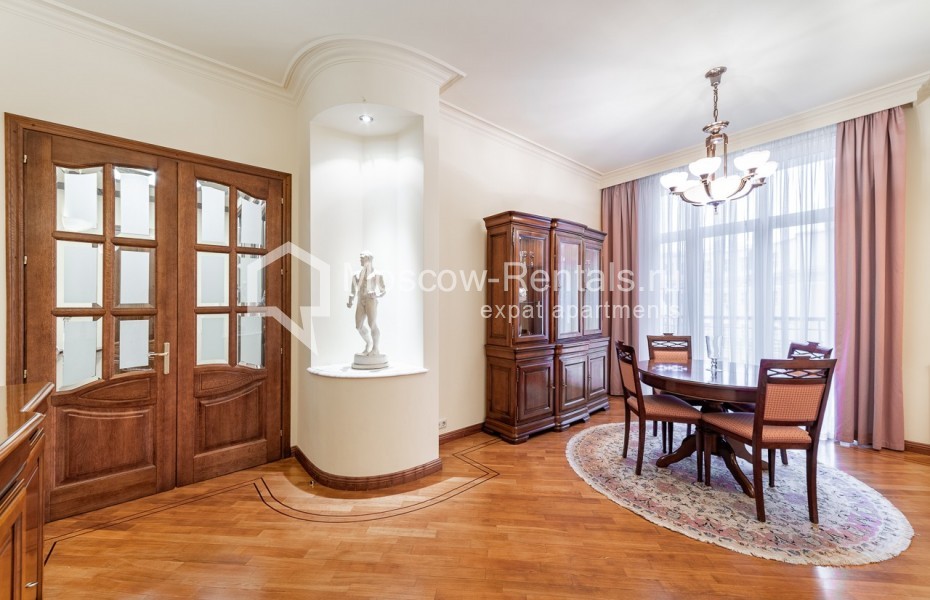 Photo #6 4-room (3 BR) apartment for <a href="http://moscow-rentals.ru/en/articles/long-term-rent" target="_blank">a long-term</a> rent
 in Russia, Moscow, Myasnitskaya str, 21/8с8-9