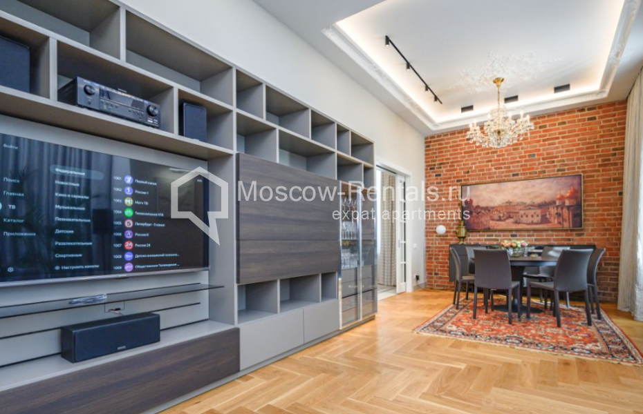 Photo #9 4-room (3 BR) apartment for <a href="http://moscow-rentals.ru/en/articles/long-term-rent" target="_blank">a long-term</a> rent
 in Russia, Moscow, Krivokolennyi lane, 14С1