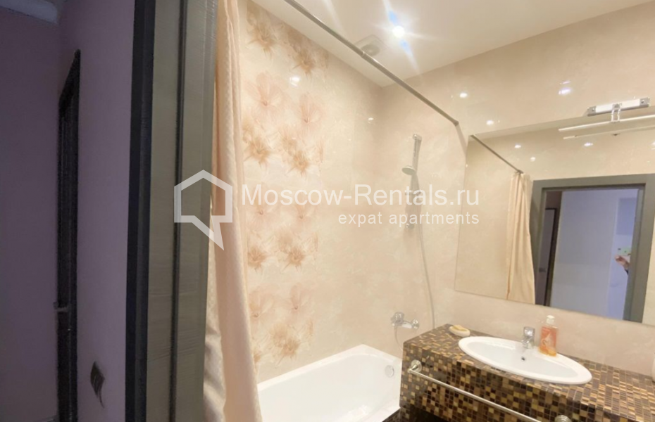 Photo #9 2-room (1 BR) apartment for <a href="http://moscow-rentals.ru/en/articles/long-term-rent" target="_blank">a long-term</a> rent
 in Russia, Moscow, Tatarskaya str, 5С1