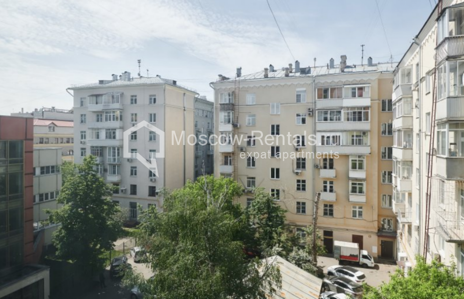 Photo #14 2-room (1 BR) apartment for <a href="http://moscow-rentals.ru/en/articles/long-term-rent" target="_blank">a long-term</a> rent
 in Russia, Moscow, B. Strochenovskyi lane, 4С1