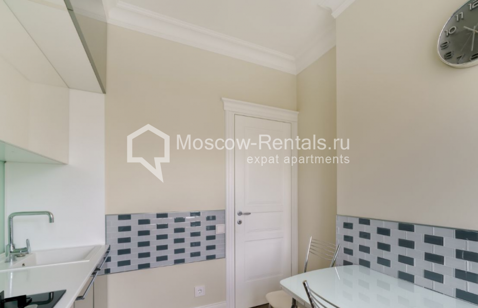 Photo #5 2-room (1 BR) apartment for <a href="http://moscow-rentals.ru/en/articles/long-term-rent" target="_blank">a long-term</a> rent
 in Russia, Moscow, Valovaya str, 8/18