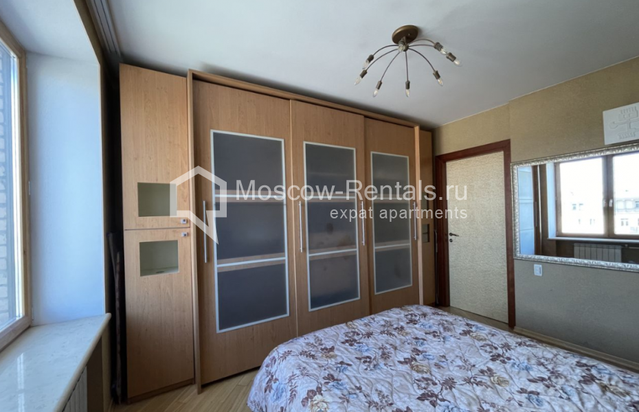 Photo #11 3-room (2 BR) apartment for <a href="http://moscow-rentals.ru/en/articles/long-term-rent" target="_blank">a long-term</a> rent
 in Russia, Moscow, Krasnaya Presnya str, 23С1А