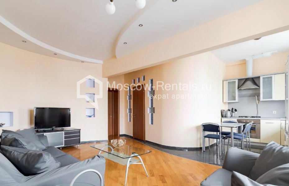 Photo #3 3-room (2 BR) apartment for <a href="http://moscow-rentals.ru/en/articles/long-term-rent" target="_blank">a long-term</a> rent
 in Russia, Moscow, 1st Tverskaya-Yamskaya str, 26