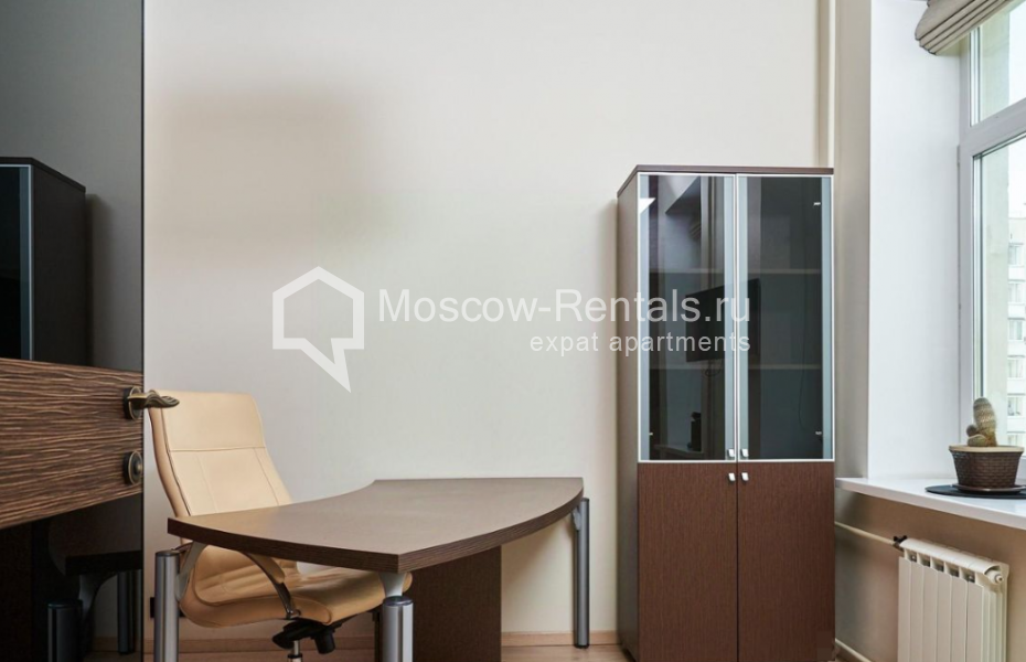 Photo #11 3-room (2 BR) apartment for <a href="http://moscow-rentals.ru/en/articles/long-term-rent" target="_blank">a long-term</a> rent
 in Russia, Moscow, Bakhrushina str, 28
