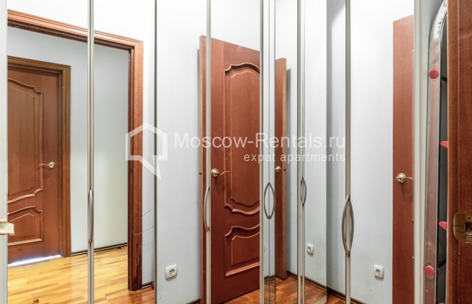 Photo #10 4-room (3 BR) apartment for <a href="http://moscow-rentals.ru/en/articles/long-term-rent" target="_blank">a long-term</a> rent
 in Russia, Moscow, Brusov lane, 2/14С1