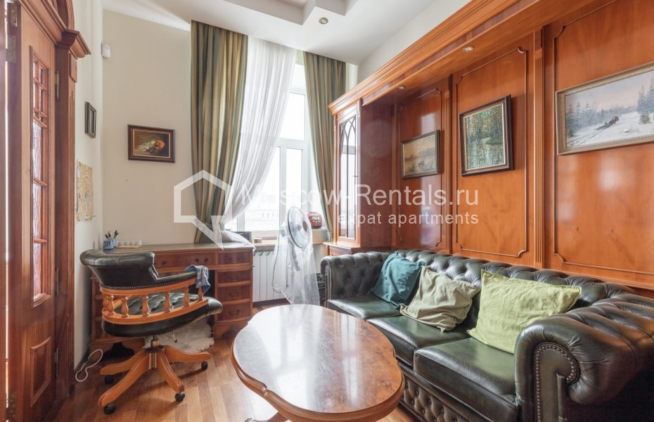 Photo #7 4-room (3 BR) apartment for <a href="http://moscow-rentals.ru/en/articles/long-term-rent" target="_blank">a long-term</a> rent
 in Russia, Moscow, Brusov lane, 2/14С1