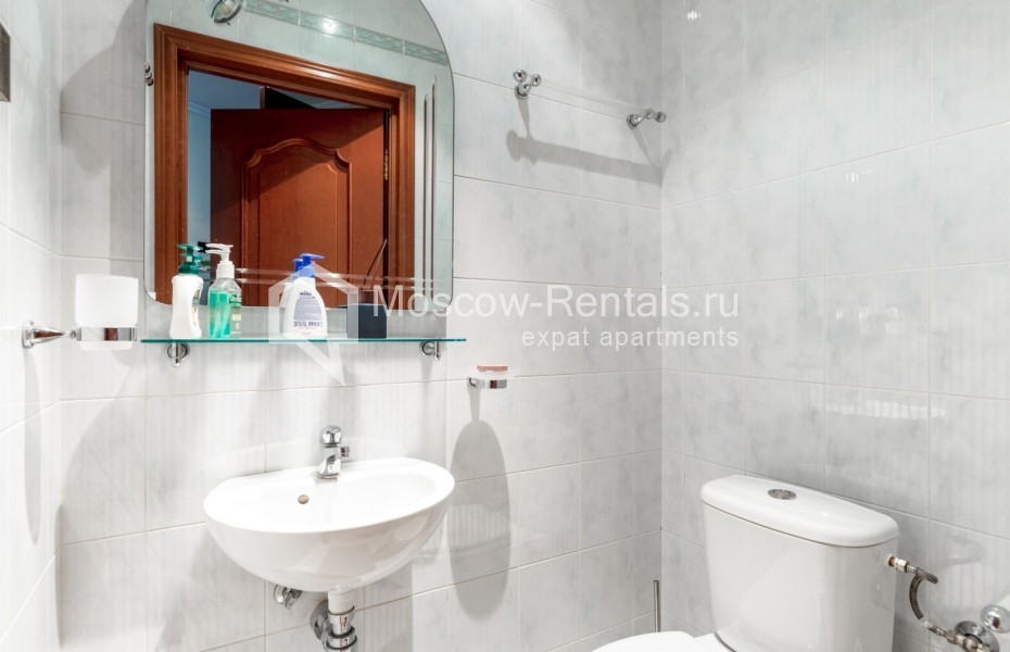 Photo #15 4-room (3 BR) apartment for <a href="http://moscow-rentals.ru/en/articles/long-term-rent" target="_blank">a long-term</a> rent
 in Russia, Moscow, Brusov lane, 2/14С1