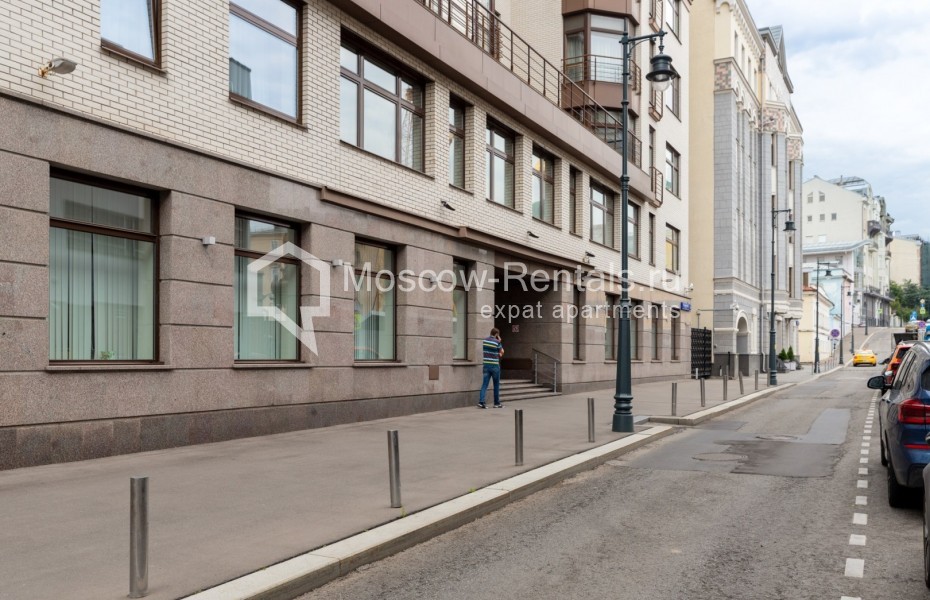 Photo #18 3-room (2 BR) apartment for <a href="http://moscow-rentals.ru/en/articles/long-term-rent" target="_blank">a long-term</a> rent
 in Russia, Moscow, 2nd Obydenskyi lane, 1А