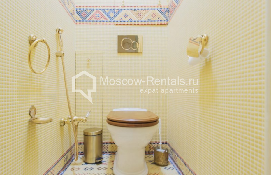 Photo #12 3-room (2 BR) apartment for <a href="http://moscow-rentals.ru/en/articles/long-term-rent" target="_blank">a long-term</a> rent
 in Russia, Moscow, Dolgorukovskaya str, 5