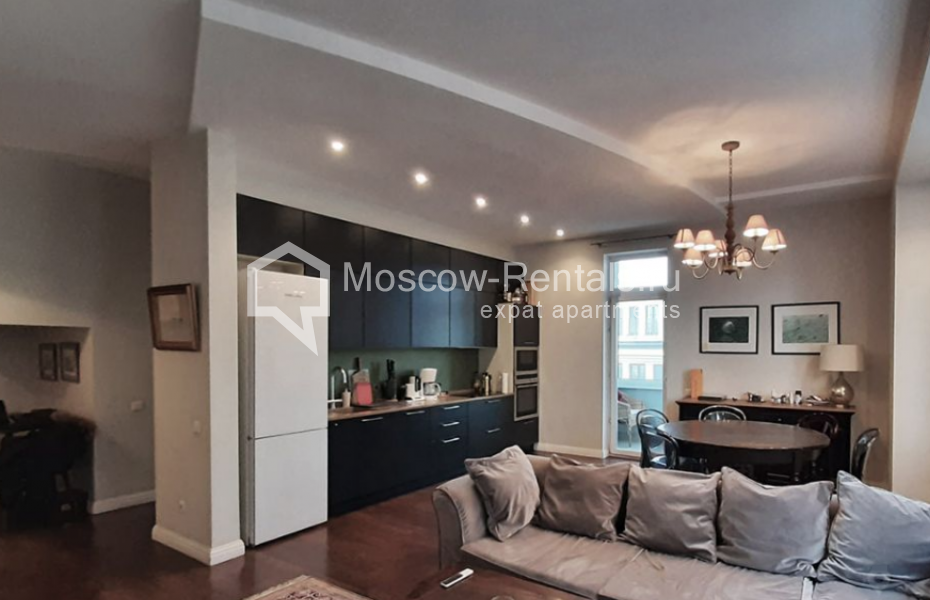 Photo #3 3-room (2 BR) apartment for <a href="http://moscow-rentals.ru/en/articles/long-term-rent" target="_blank">a long-term</a> rent
 in Russia, Moscow, Skatertnyi lane, 28