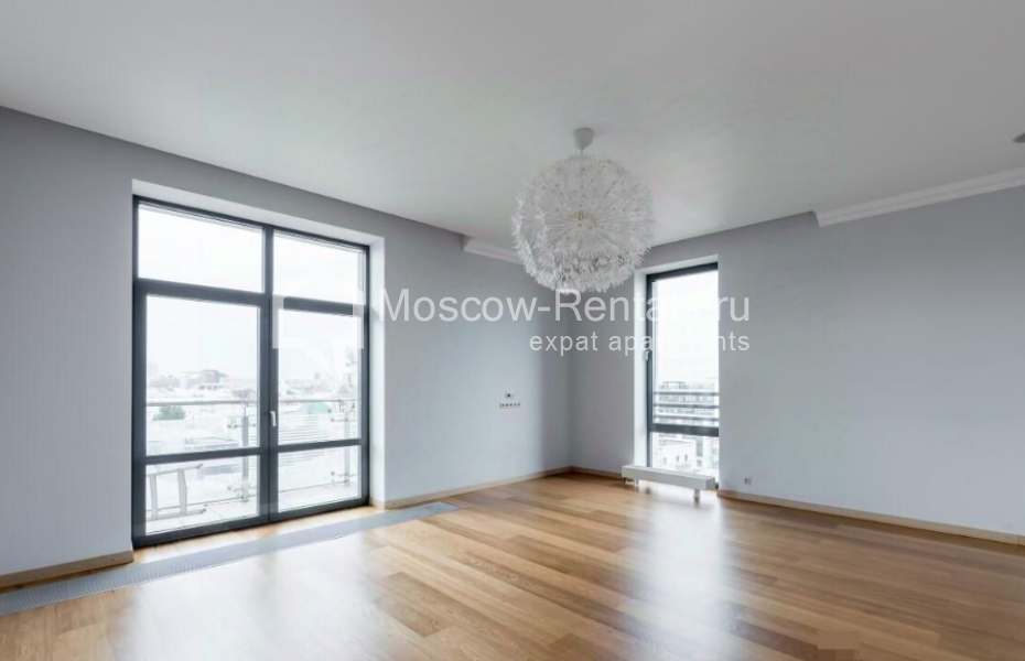 Photo #3 5-room (4 BR) apartment for <a href="http://moscow-rentals.ru/en/articles/long-term-rent" target="_blank">a long-term</a> rent
 in Russia, Moscow, Kazarmennyi lane, 3