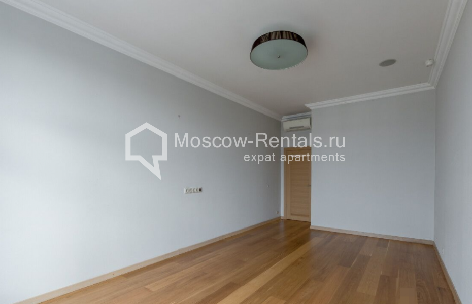 Photo #13 5-room (4 BR) apartment for <a href="http://moscow-rentals.ru/en/articles/long-term-rent" target="_blank">a long-term</a> rent
 in Russia, Moscow, Kazarmennyi lane, 3