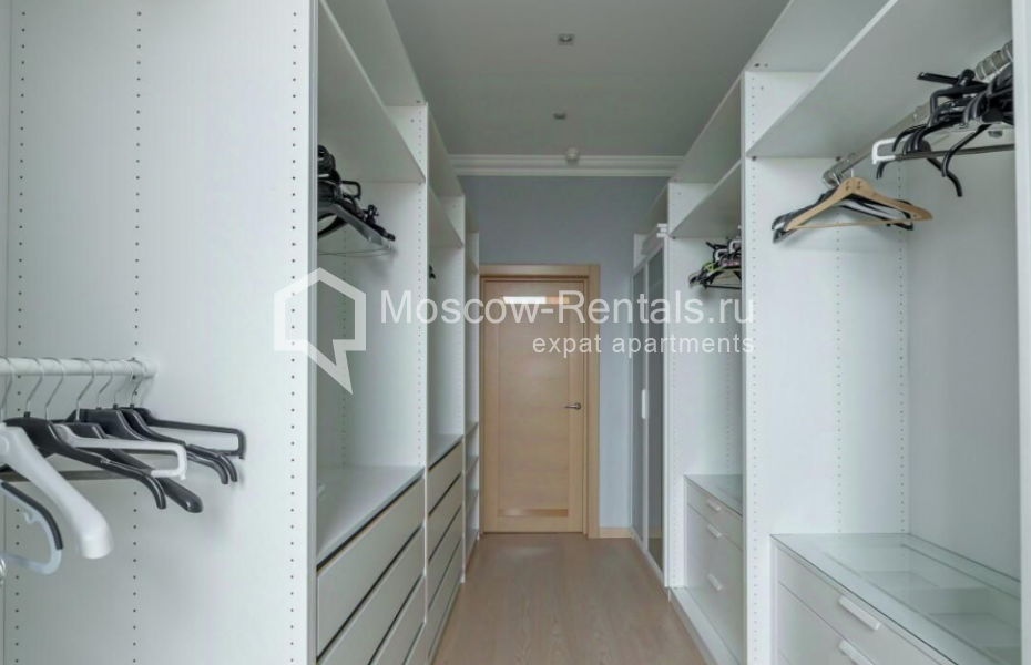 Photo #16 5-room (4 BR) apartment for <a href="http://moscow-rentals.ru/en/articles/long-term-rent" target="_blank">a long-term</a> rent
 in Russia, Moscow, Kazarmennyi lane, 3