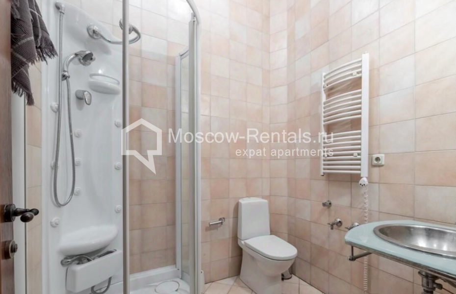 Photo #6 5-room (4 BR) apartment for <a href="http://moscow-rentals.ru/en/articles/long-term-rent" target="_blank">a long-term</a> rent
 in Russia, Moscow, Znamenka str, 8/13