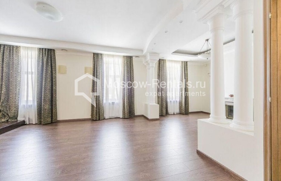 Photo #4 7-room (6 BR) apartment for <a href="http://moscow-rentals.ru/en/articles/long-term-rent" target="_blank">a long-term</a> rent
 in Russia, Moscow, Petrovskyi lane, 5С1