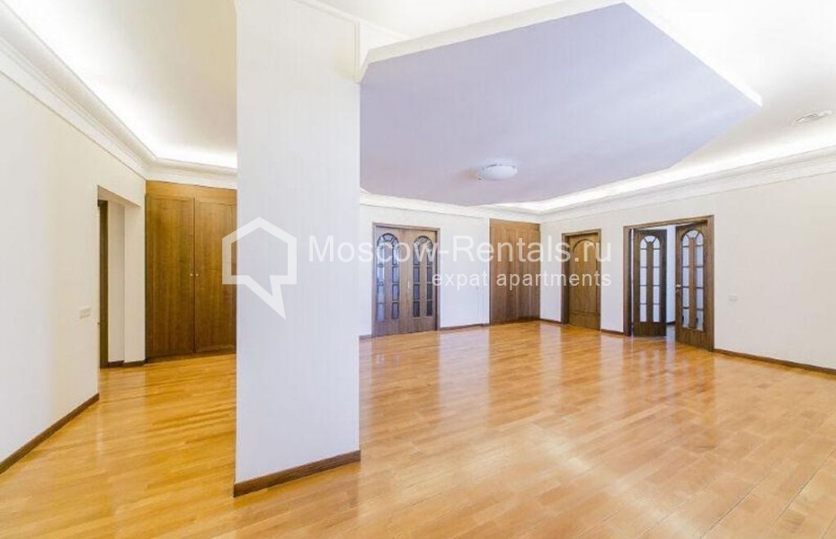 Photo #11 7-room (6 BR) apartment for <a href="http://moscow-rentals.ru/en/articles/long-term-rent" target="_blank">a long-term</a> rent
 in Russia, Moscow, Petrovskyi lane, 5С1