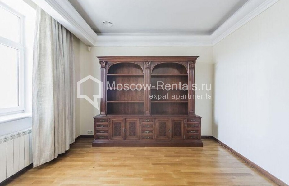 Photo #15 7-room (6 BR) apartment for <a href="http://moscow-rentals.ru/en/articles/long-term-rent" target="_blank">a long-term</a> rent
 in Russia, Moscow, Petrovskyi lane, 5С1