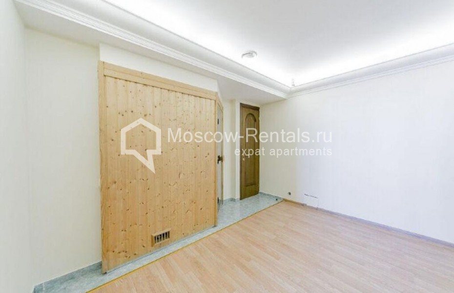 Photo #28 7-room (6 BR) apartment for <a href="http://moscow-rentals.ru/en/articles/long-term-rent" target="_blank">a long-term</a> rent
 in Russia, Moscow, Petrovskyi lane, 5С1
