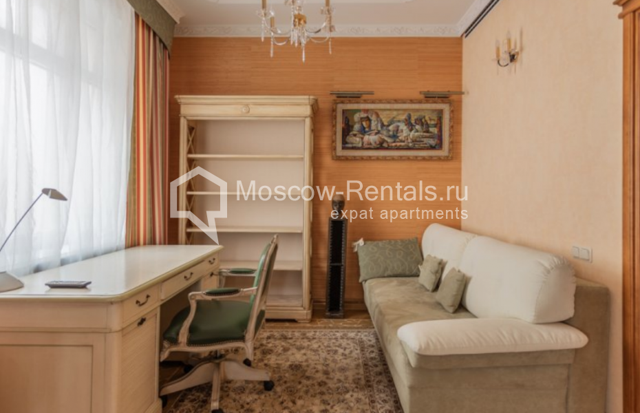 Photo #10 5-room (4 BR) apartment for <a href="http://moscow-rentals.ru/en/articles/long-term-rent" target="_blank">a long-term</a> rent
 in Russia, Moscow, 7th Rostovskyi lane, 23