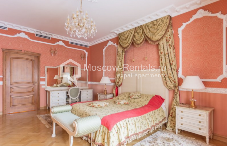 Photo #12 5-room (4 BR) apartment for <a href="http://moscow-rentals.ru/en/articles/long-term-rent" target="_blank">a long-term</a> rent
 in Russia, Moscow, 7th Rostovskyi lane, 23