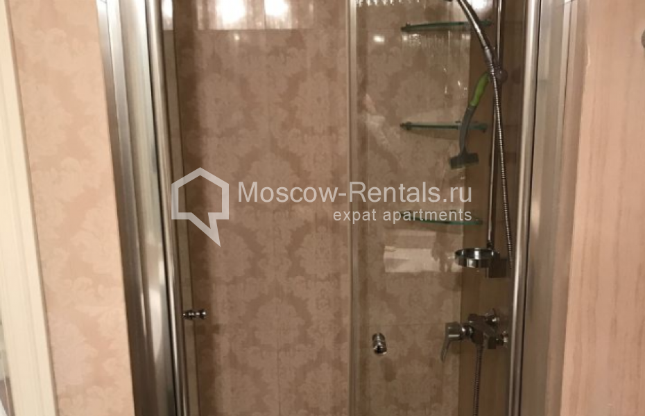 Photo #10 2-room (1 BR) apartment for <a href="http://moscow-rentals.ru/en/articles/long-term-rent" target="_blank">a long-term</a> rent
 in Russia, Moscow, Lomonosovskyi lane, 25к2