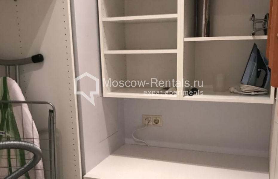 Photo #18 2-room (1 BR) apartment for <a href="http://moscow-rentals.ru/en/articles/long-term-rent" target="_blank">a long-term</a> rent
 in Russia, Moscow, Lomonosovskyi lane, 25к2