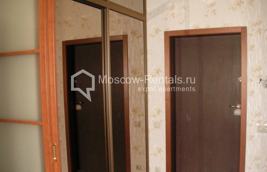 Photo #15 2-room (1 BR) apartment for <a href="http://moscow-rentals.ru/en/articles/long-term-rent" target="_blank">a long-term</a> rent
 in Russia, Moscow, Universitetskyi prosp, 16