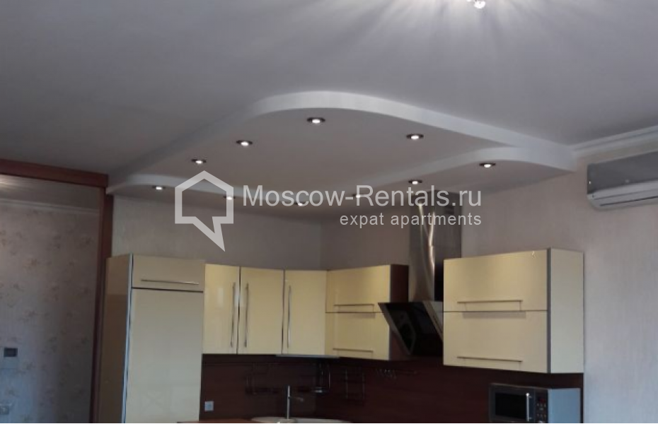 Photo #3 2-room (1 BR) apartment for <a href="http://moscow-rentals.ru/en/articles/long-term-rent" target="_blank">a long-term</a> rent
 in Russia, Moscow, Universitetskyi prosp, 16