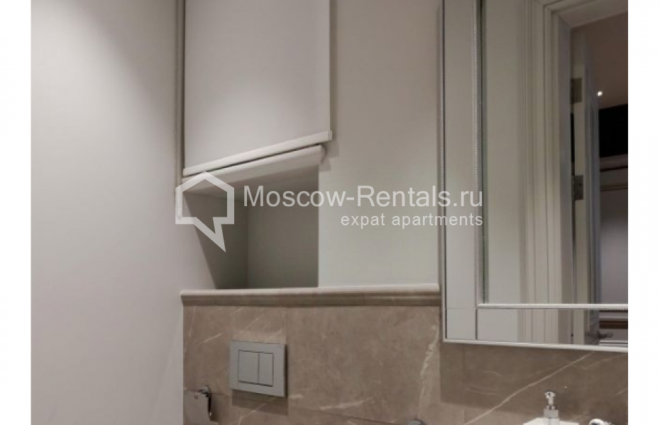 Photo #13 3-room (2 BR) apartment for <a href="http://moscow-rentals.ru/en/articles/long-term-rent" target="_blank">a long-term</a> rent
 in Russia, Moscow, Lva Tolstogo str, 23/7кЕ
