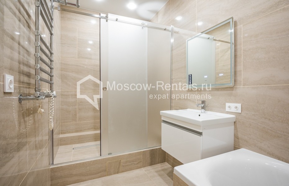 Photo #15 3-room (2 BR) apartment for <a href="http://moscow-rentals.ru/en/articles/long-term-rent" target="_blank">a long-term</a> rent
 in Russia, Moscow, Arbat str, 43С3