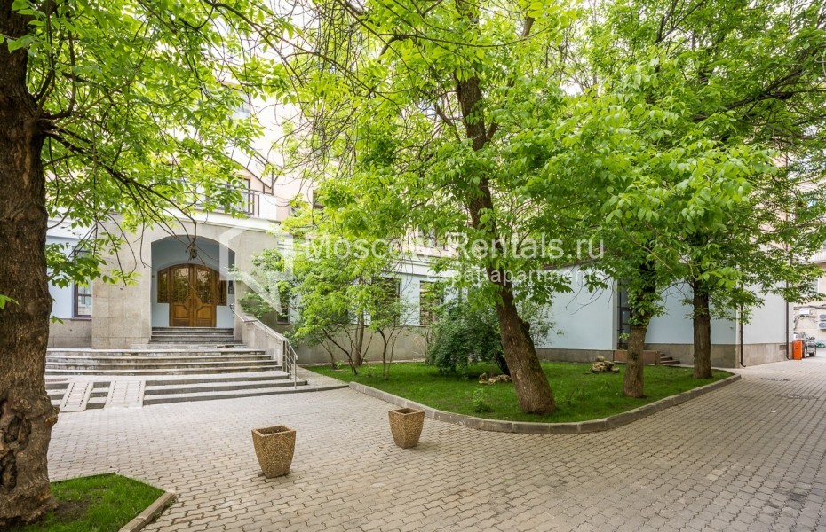 Photo #24 3-room (2 BR) apartment for <a href="http://moscow-rentals.ru/en/articles/long-term-rent" target="_blank">a long-term</a> rent
 in Russia, Moscow, Arbat str, 43С3