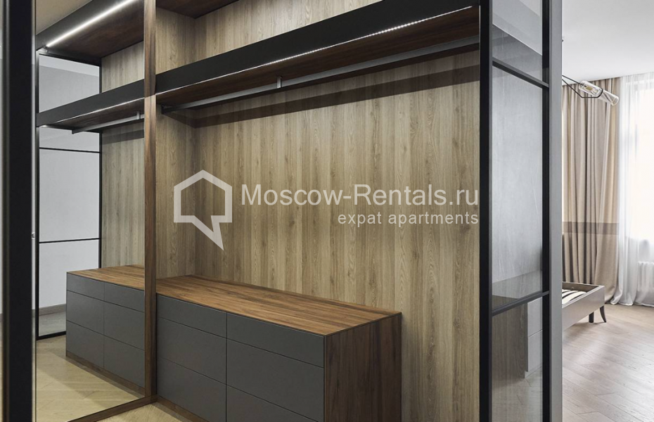 Photo #17 3-room (2 BR) apartment for <a href="http://moscow-rentals.ru/en/articles/long-term-rent" target="_blank">a long-term</a> rent
 in Russia, Moscow, Sadovnicheskaya str, 80