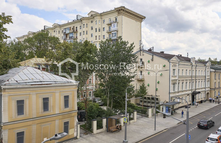 Photo #30 3-room (2 BR) apartment for <a href="http://moscow-rentals.ru/en/articles/long-term-rent" target="_blank">a long-term</a> rent
 in Russia, Moscow, Sadovnicheskaya str, 80