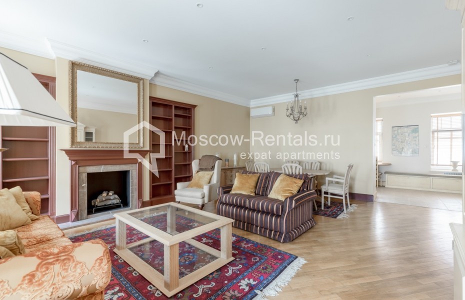 Photo #3 4-room (3 BR) apartment for <a href="http://moscow-rentals.ru/en/articles/long-term-rent" target="_blank">a long-term</a> rent
 in Russia, Moscow, B. Palashevskyi lane, 1/14С5
