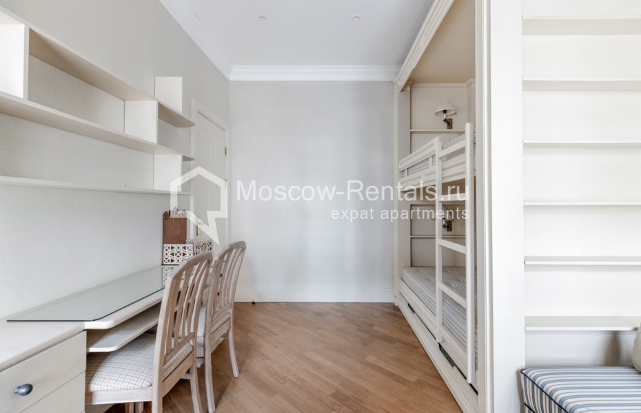 Photo #10 4-room (3 BR) apartment for <a href="http://moscow-rentals.ru/en/articles/long-term-rent" target="_blank">a long-term</a> rent
 in Russia, Moscow, B. Palashevskyi lane, 1/14С5