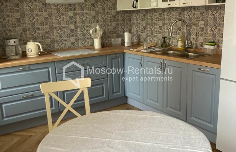 Photo #12 3-room (2 BR) apartment for <a href="http://moscow-rentals.ru/en/articles/long-term-rent" target="_blank">a long-term</a> rent
 in Russia, Moscow, B. Nikolopeskovskyi lane, 3