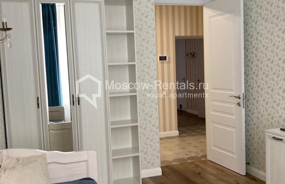Photo #18 3-room (2 BR) apartment for <a href="http://moscow-rentals.ru/en/articles/long-term-rent" target="_blank">a long-term</a> rent
 in Russia, Moscow, B. Nikolopeskovskyi lane, 3