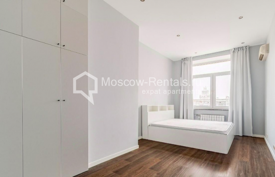 Photo #9 3-room (2 BR) apartment for <a href="http://moscow-rentals.ru/en/articles/long-term-rent" target="_blank">a long-term</a> rent
 in Russia, Moscow, Sadovaya-Kudrinskaya str, 32С2