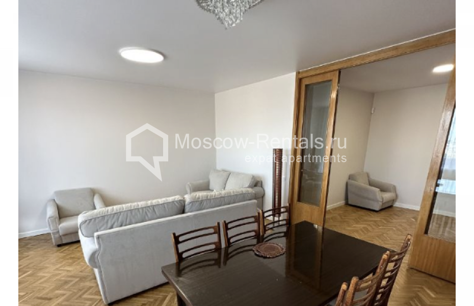 Photo #9 3-room (2 BR) apartment for <a href="http://moscow-rentals.ru/en/articles/long-term-rent" target="_blank">a long-term</a> rent
 in Russia, Moscow, Vorotnikovskyi lane, 2/11